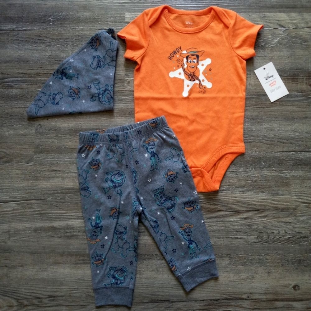 Disney Toy Story 3 piece matching set baby size 9M Woody orange and blue NWT